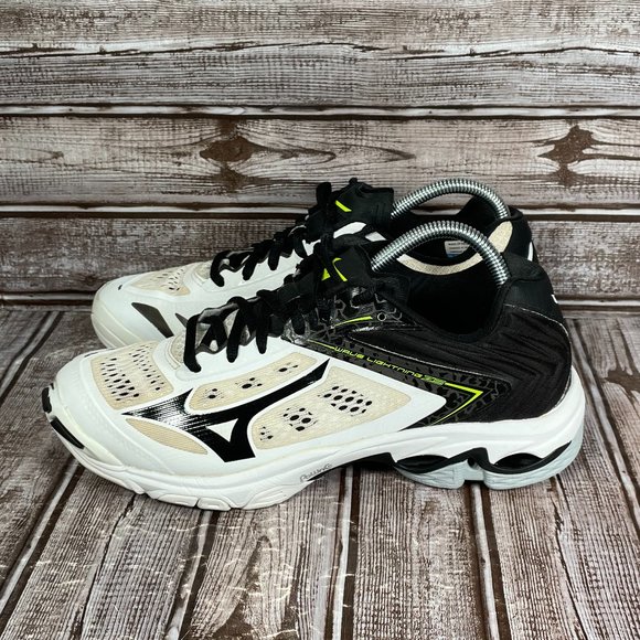 MIZUNO Wave Lightning Z5 Women's 9.5 Volleyball Sneaker Shoe White 430263-0090 - Picture 4 of 11
